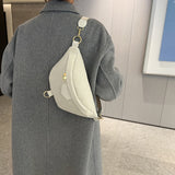 白色絨面前衛風格腰包款式立體感拉鍊斜背包