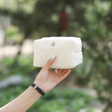 白色絨面菱格絎縫柔軟舒適透氣多用途拉鍊包