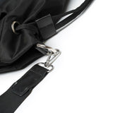 黑色尼龍前口袋設計多功能肩帶實用手提包