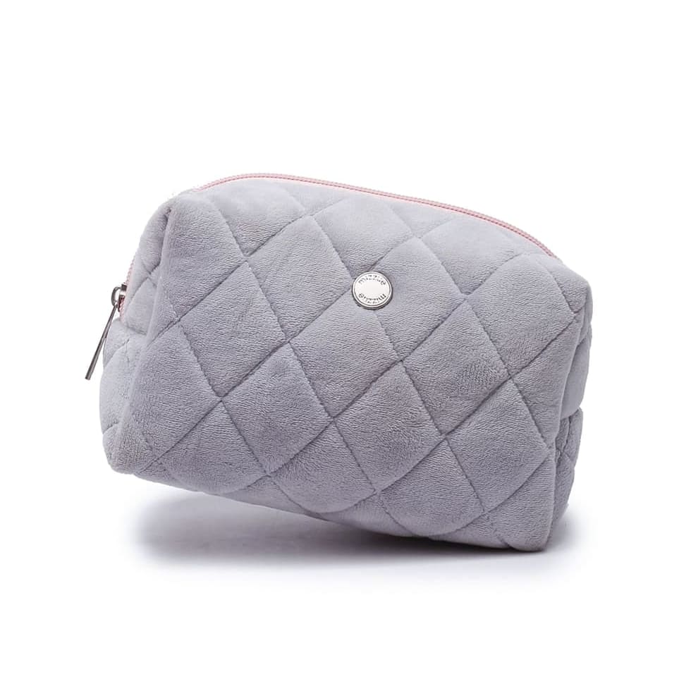 灰色絨面菱格絎縫柔軟舒適透氣多用途拉鍊包