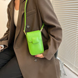 綠色彷皮簡約幾何風格磁扣翻蓋斜背手機包