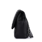 黑色彷皮優雅經典菱格絎縫旋扣翻蓋兩用側背包