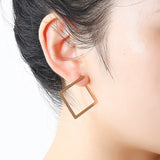 金色鈦鋼正方形開口框架設計耳環