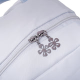 藍色尼龍簡約花形拉鍊細節實用口袋隔層設計輕便後背包